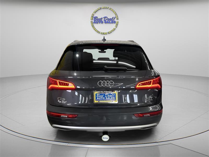 Audi Q5 2.0T Premium Plus quattro 2018