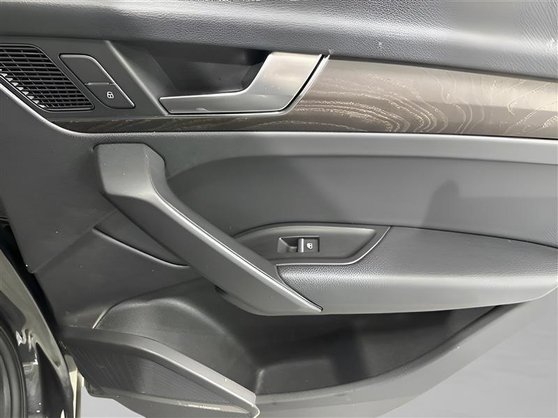 Audi Q5 2.0T Premium Plus quattro 2018