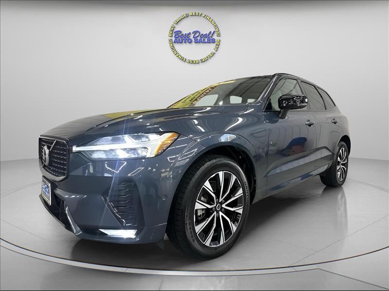 2024 Volvo XC60 B5 Plus Dark AWD