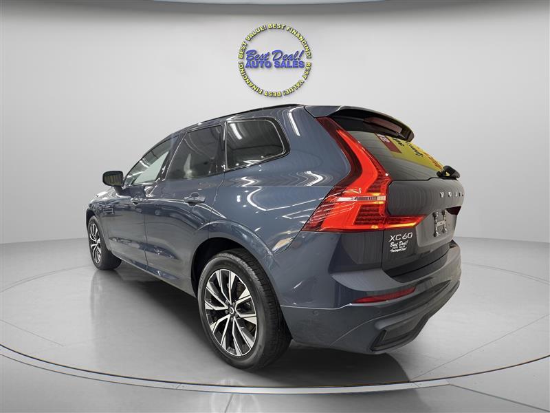 Volvo XC60 B5 Plus Dark AWD 2024