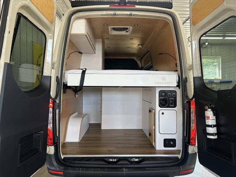 Mercedes-Benz Sprinter 2500 144-in. WB 2023