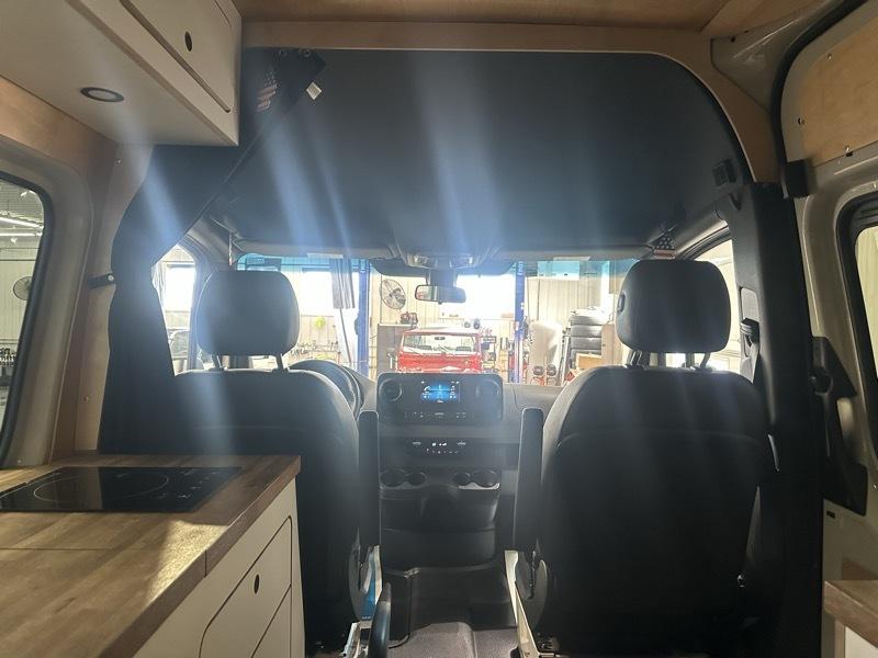 Mercedes-Benz Sprinter 2500 144-in. WB 2023