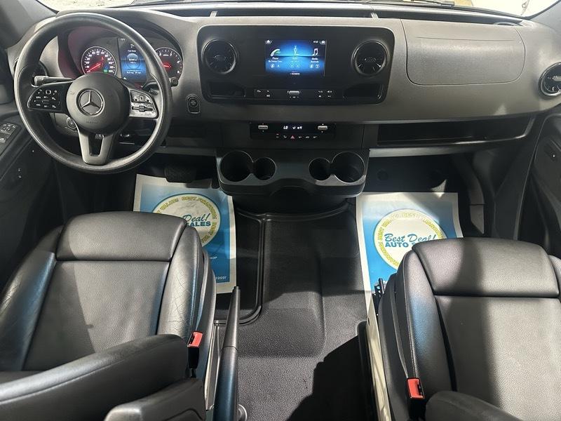 Mercedes-Benz Sprinter 2500 144-in. WB 2023