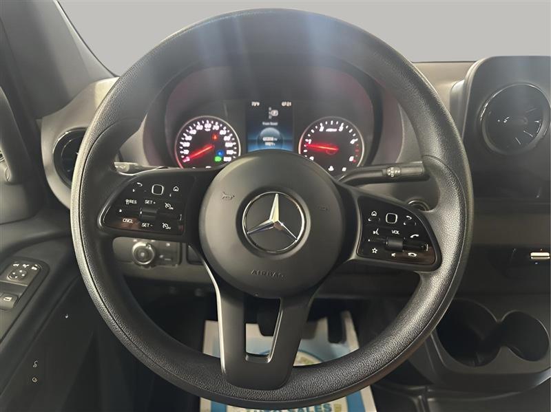Mercedes-Benz Sprinter 2500 144-in. WB 2023