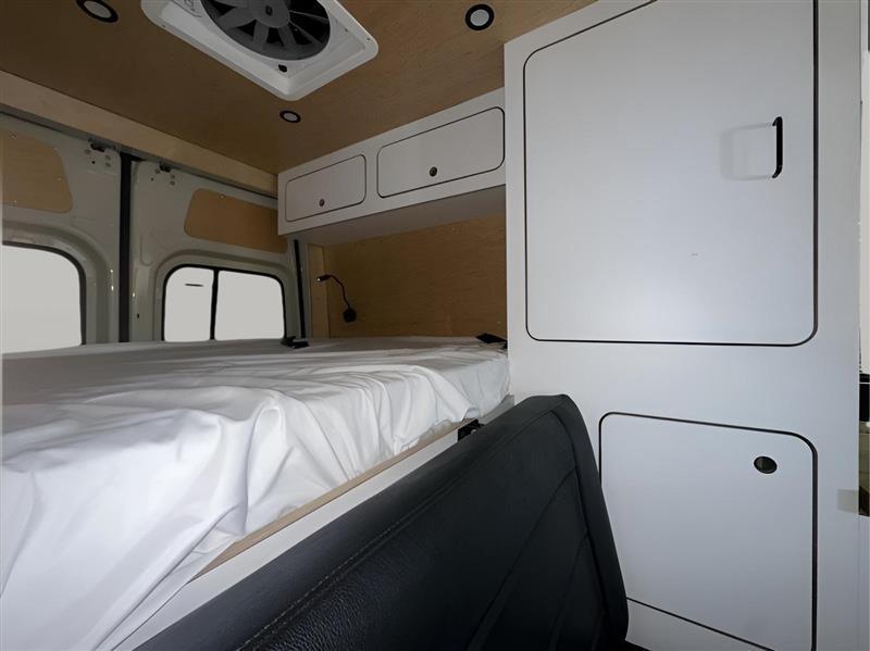Mercedes-Benz Sprinter 2500 144-in. WB 2023
