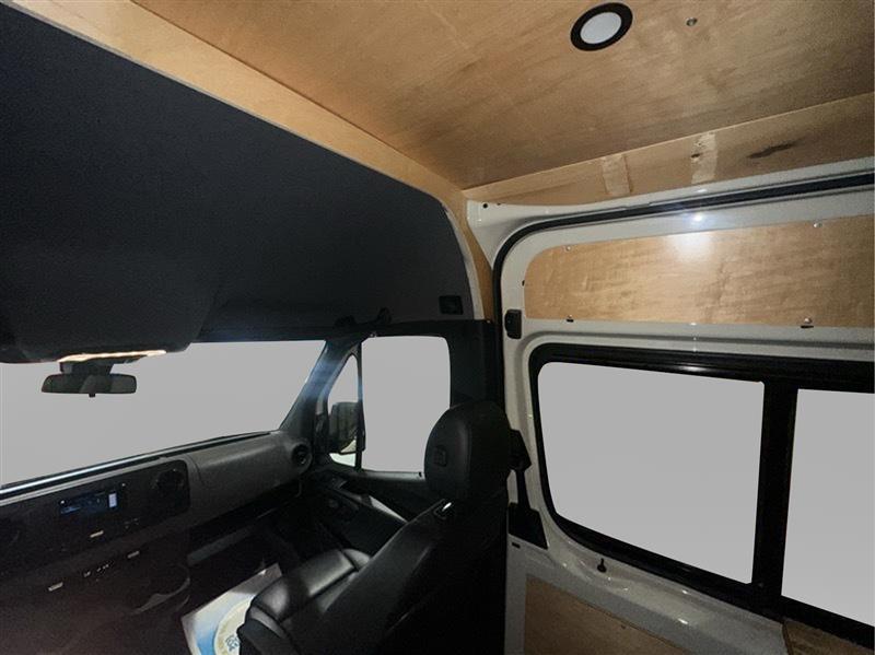 Mercedes-Benz Sprinter 2500 144-in. WB 2023