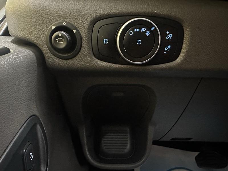 Ford Transit 250 Van High Roof w/Sliding Pass. 148-in. WB 2020