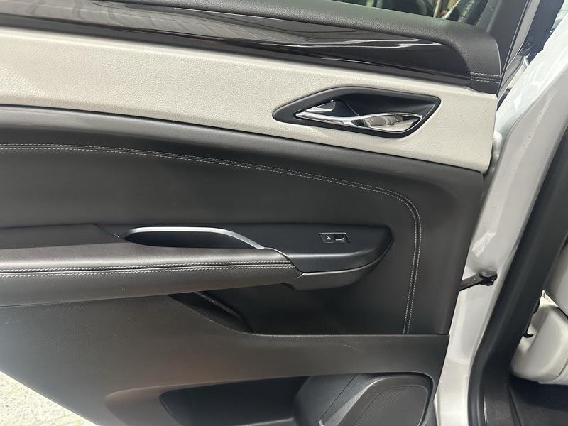 Cadillac SRX Luxury Collection 2013