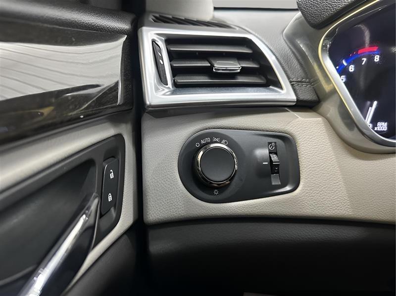 Cadillac SRX Luxury Collection 2013