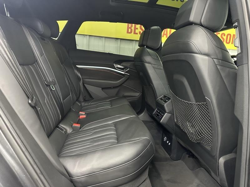 Audi E-Tron Prestige quattro 2019