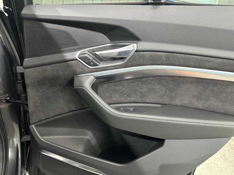 Audi E-Tron Prestige quattro 2019