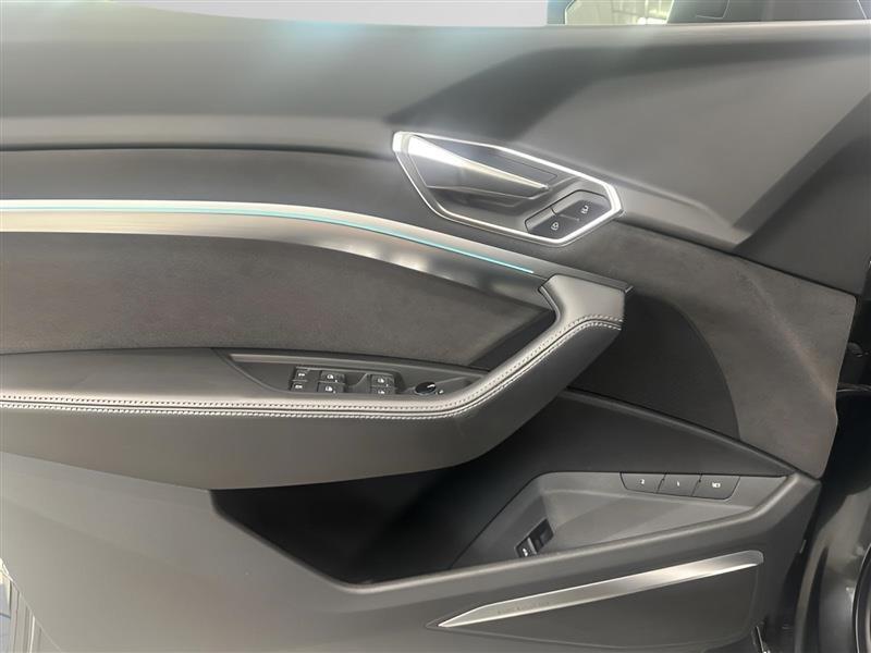 Audi E-Tron Prestige quattro 2019