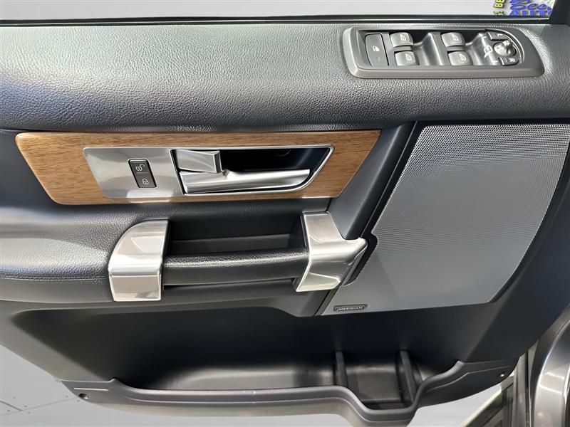 Land Rover LR4  2016