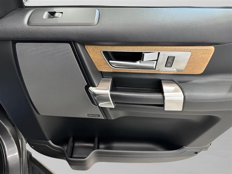 Land Rover LR4  2016