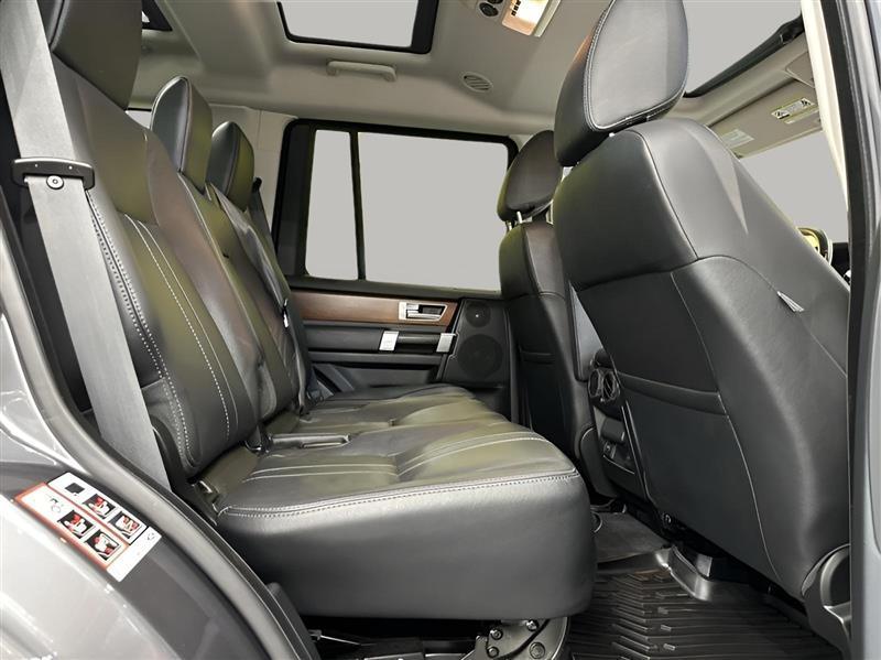 Land Rover LR4  2016