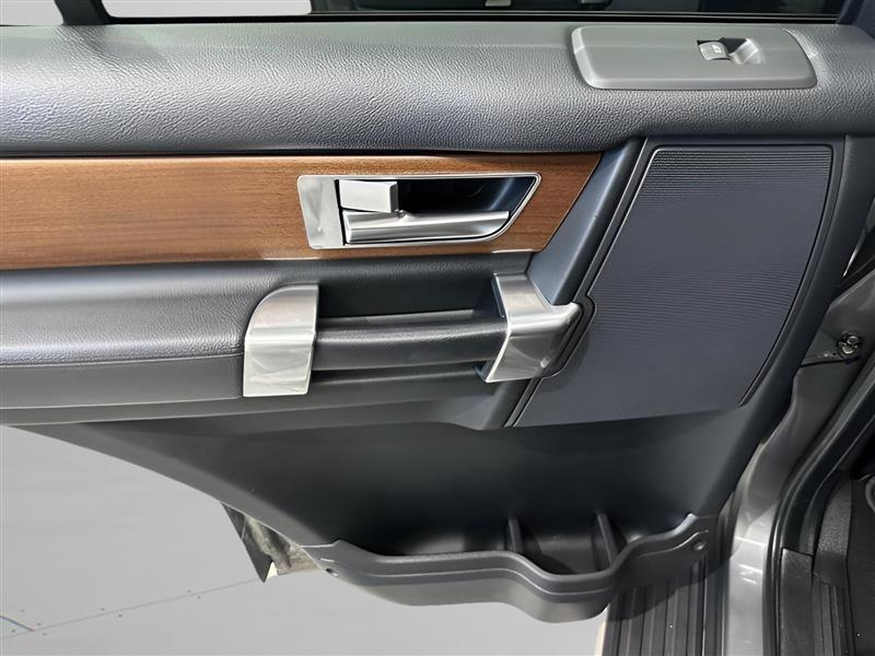 Land Rover LR4  2016