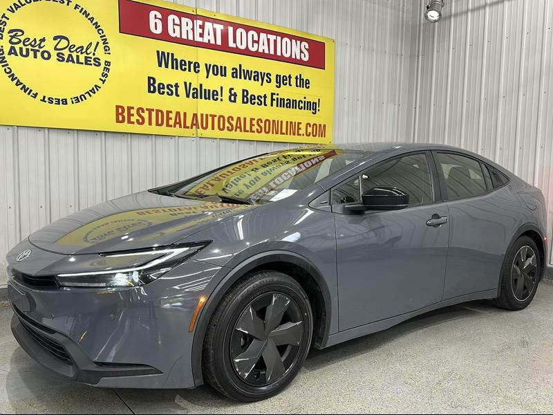 2024 Toyota Prius LE
