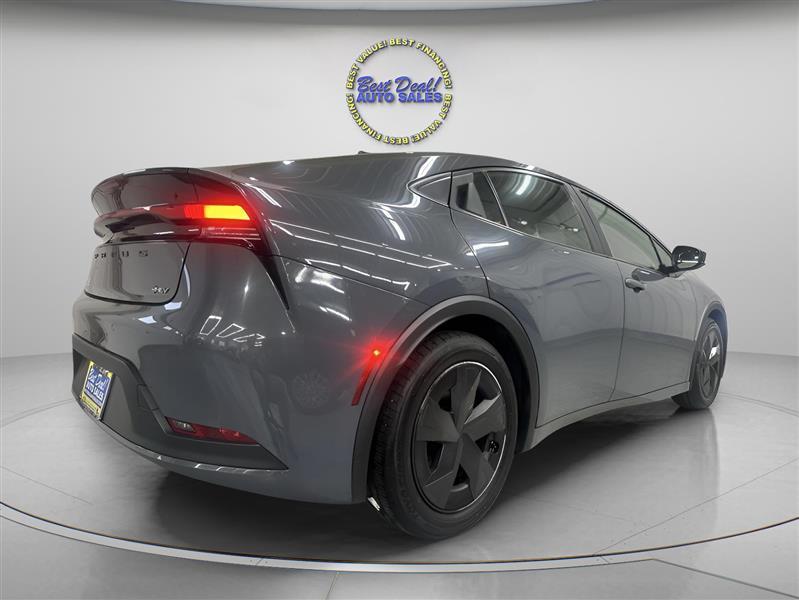 Toyota Prius LE 2024