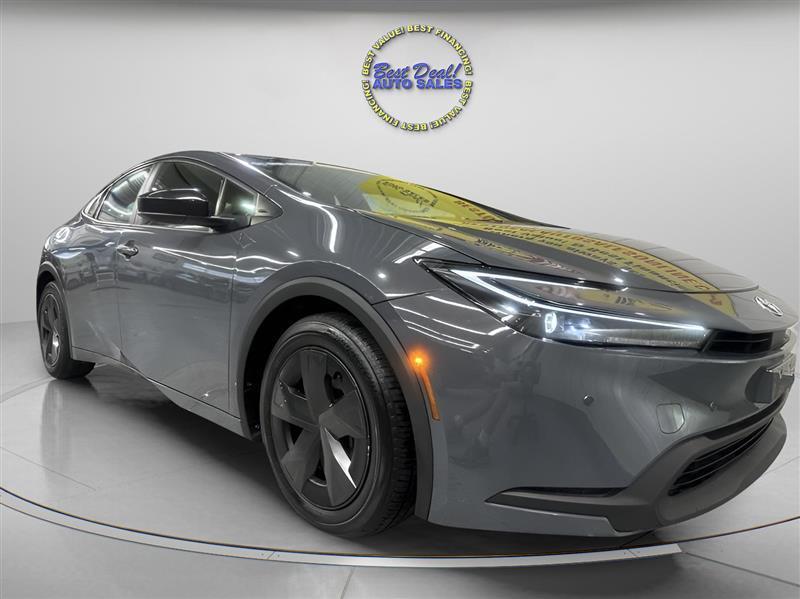 Toyota Prius LE 2024