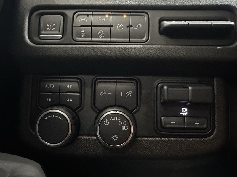 Chevrolet Tahoe High Country 4WD 2021