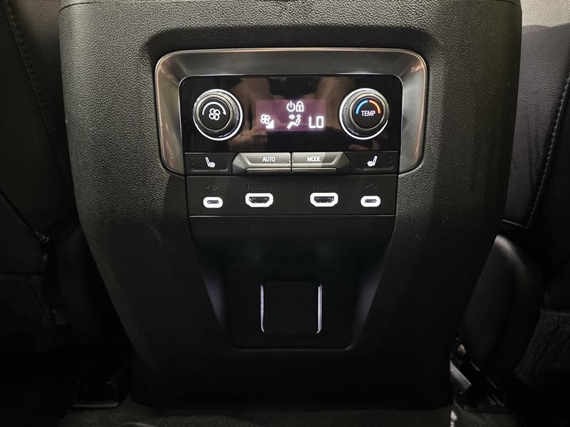 Chevrolet Tahoe High Country 4WD 2021