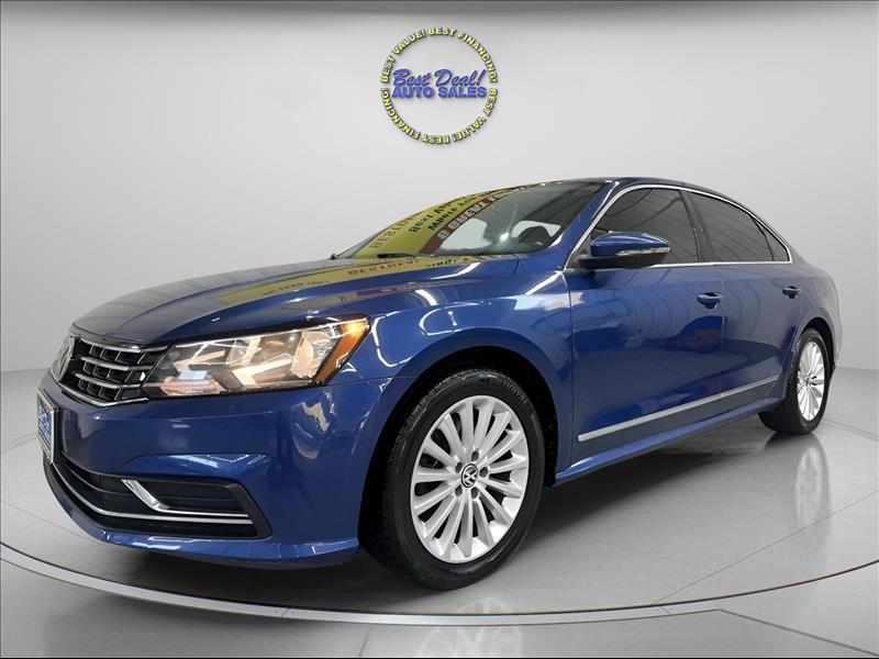 2016 Volkswagen Passat SE PZEV 6A w/ Sunroof & Nav