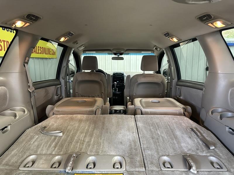 Toyota Sienna LE FWD 7 Passenger 2009