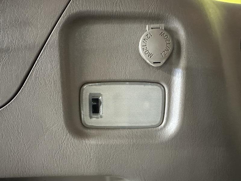 Toyota Sienna LE FWD 7 Passenger 2009