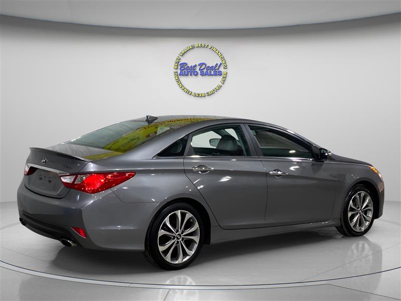 Hyundai Sonata SE 4D Sedan 2.4 2014