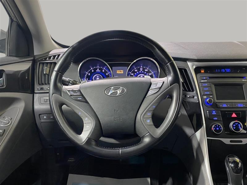 Hyundai Sonata SE 4D Sedan 2.4 2014