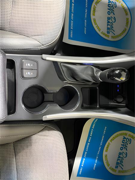 Hyundai Sonata SE 4D Sedan 2.4 2014