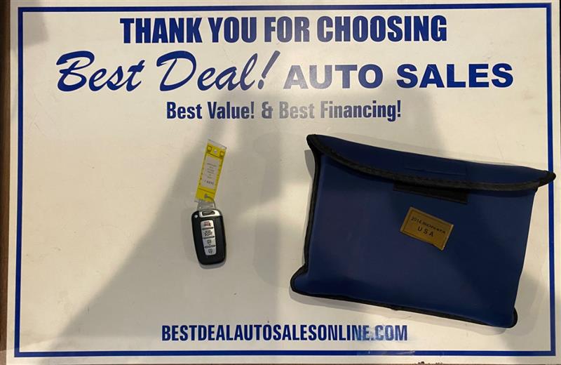 Hyundai Sonata SE 4D Sedan 2.4 2014