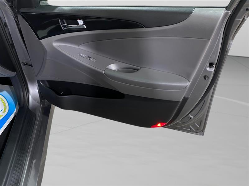 Hyundai Sonata SE 4D Sedan 2.4 2014