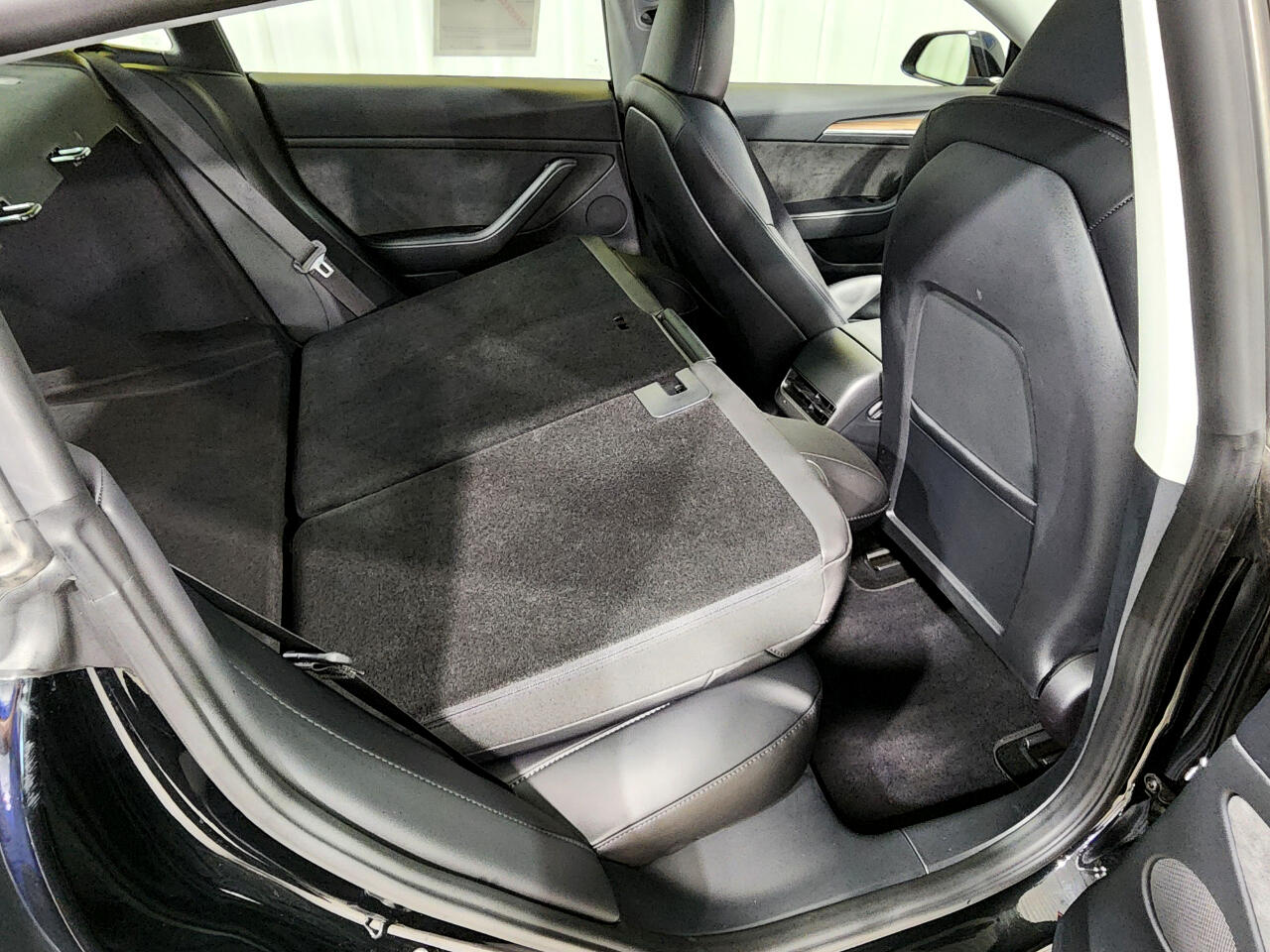 2023 Tesla Model 3 Long Range photo 29