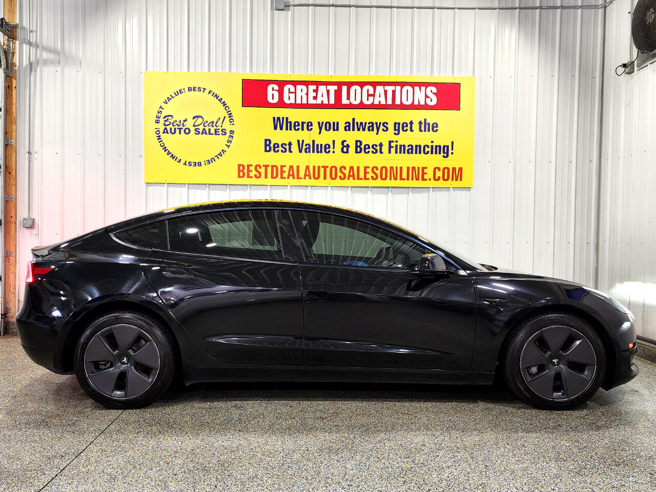 2023 Tesla Model 3 Long Range photo 7