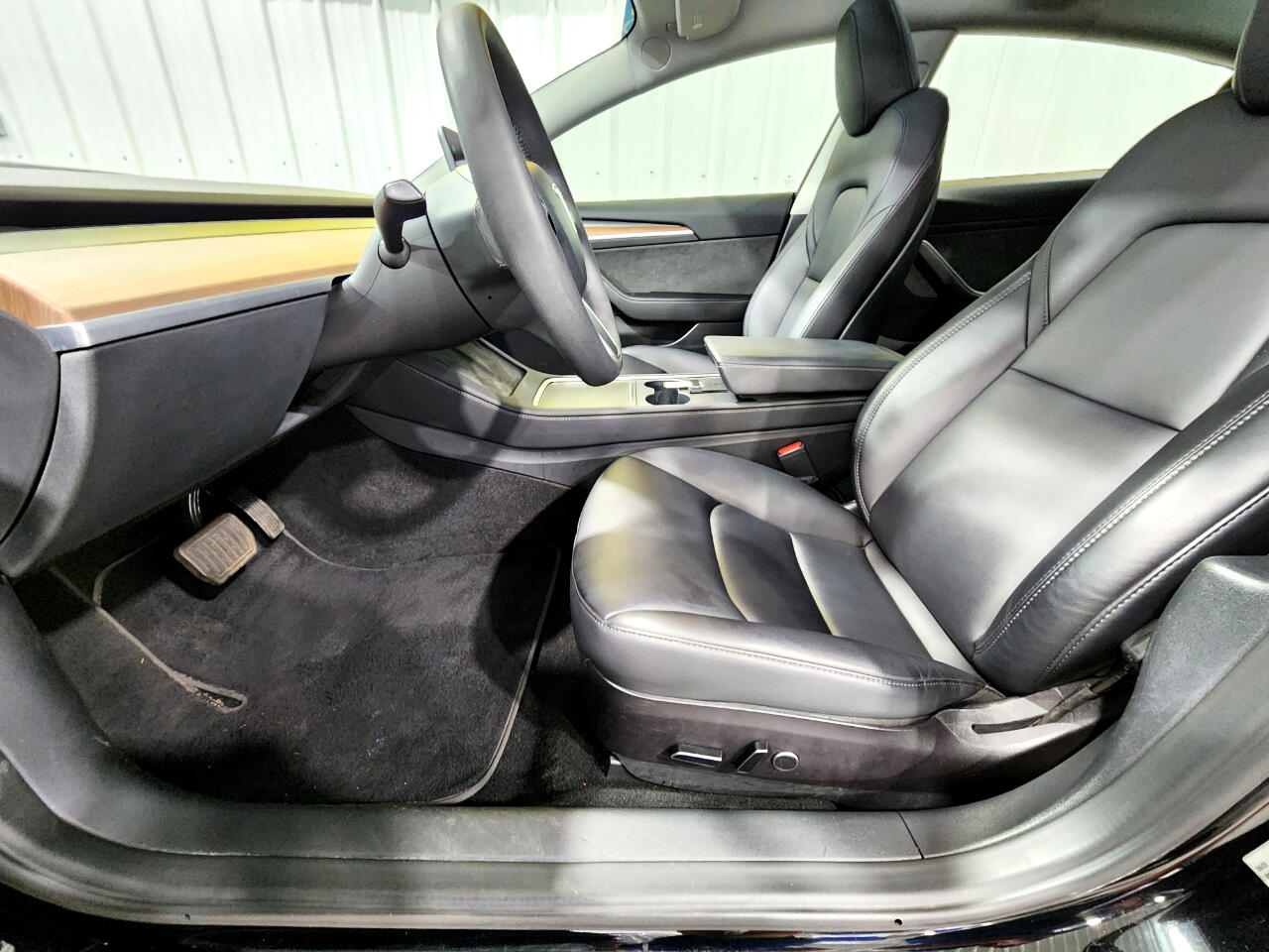 2023 Tesla Model 3 Long Range photo 12