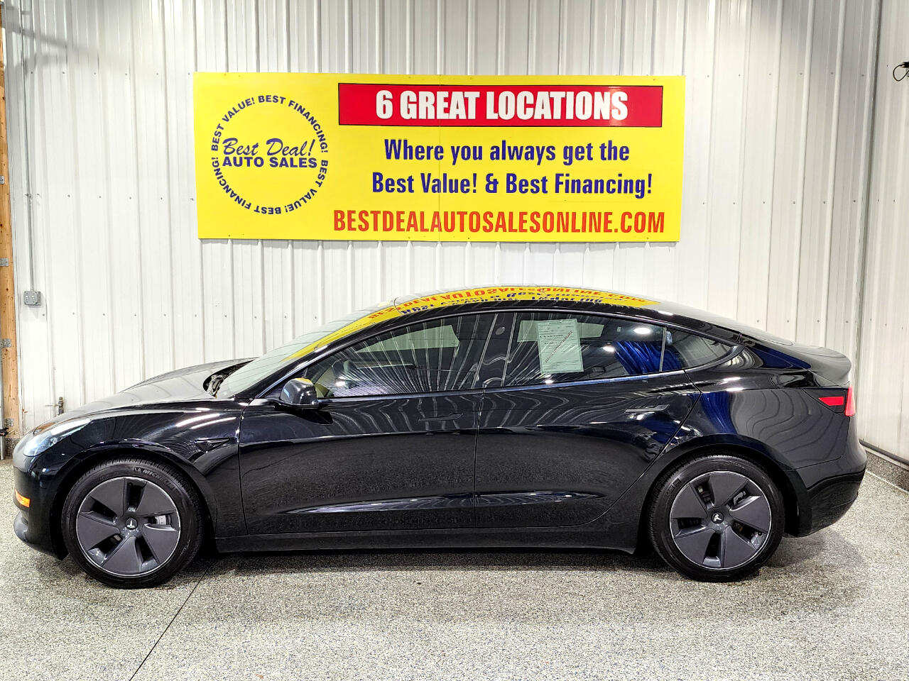 2023 Tesla Model 3 Long Range photo 3