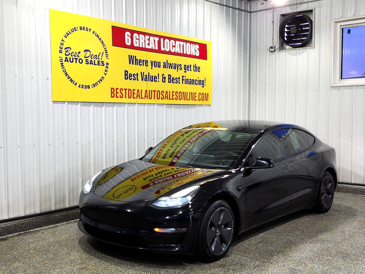 2023 Tesla Model 3 Long Range photo 2