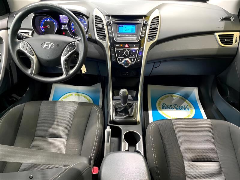 2016 Hyundai Elantra GT photo 9