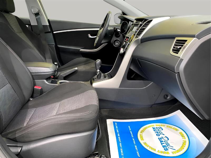 2016 Hyundai Elantra GT photo 18