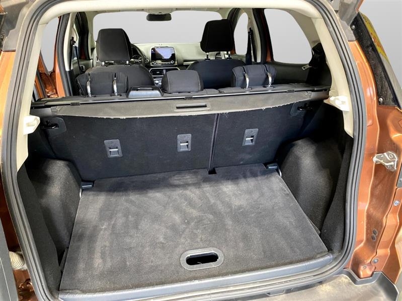 2018 Ford EcoSport SE photo 18