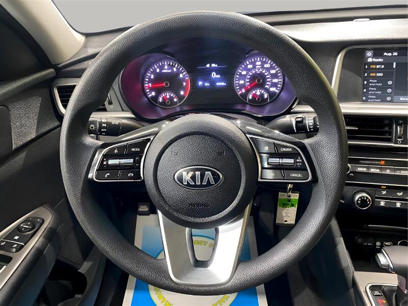 2020 Kia Optima LX photo 10