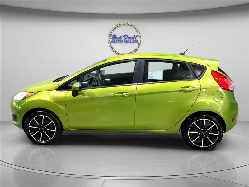 2018 Ford Fiesta SE photo 2