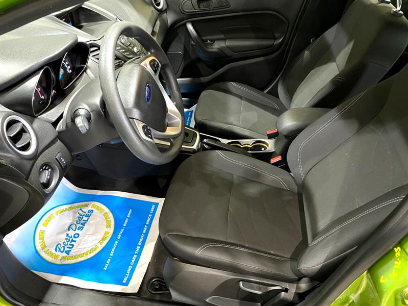 2018 Ford Fiesta SE photo 11