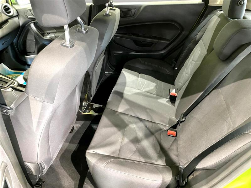 2018 Ford Fiesta SE photo 18
