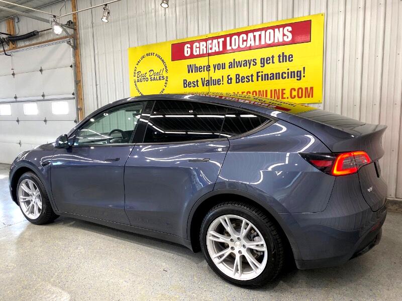 2023 Tesla Model Y Long Range photo 4