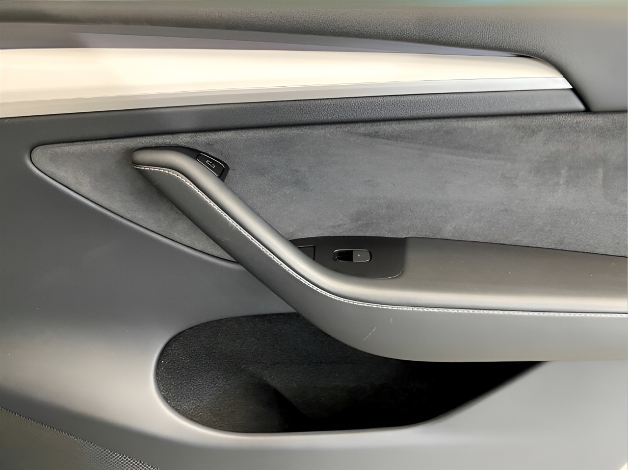 Tesla Model Y Long Range AWD 2023