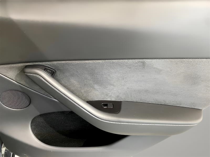 Tesla Model Y Long Range AWD 2023