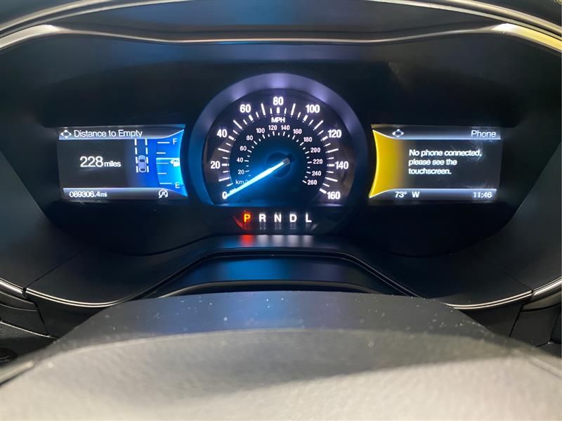 2020 Ford Fusion SE photo 11