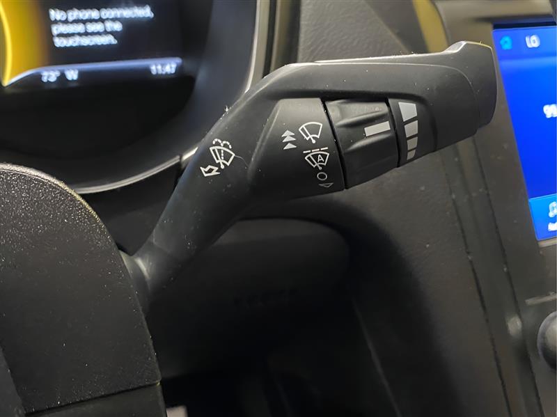 2020 Ford Fusion SE photo 12